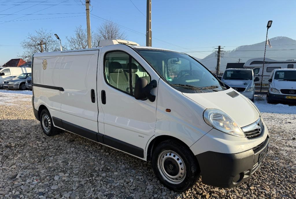 Opel vivaro trafic frigorific 2008 6 900 eur