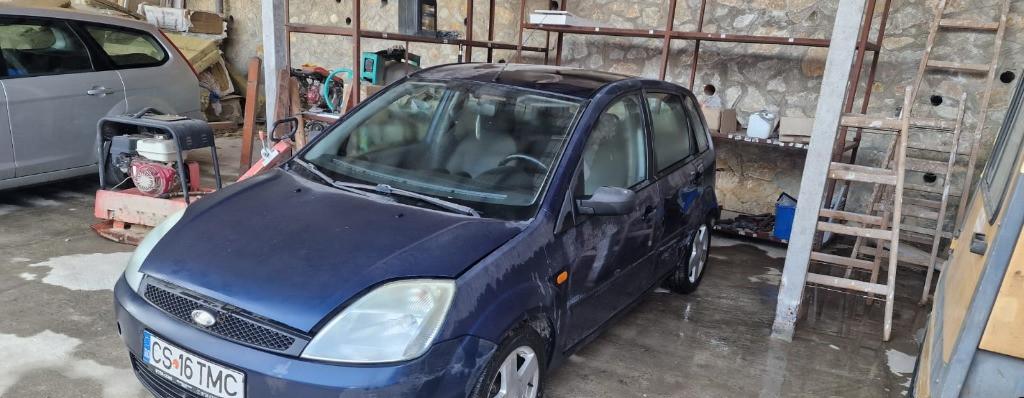 Ford Fiesta 2003 1 4 Benzina 171 360 km Icirc nmatriculata RO 1 100 eur