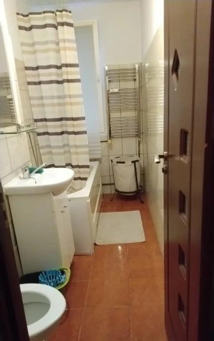 Brancoveanu etaj 2 decomandat