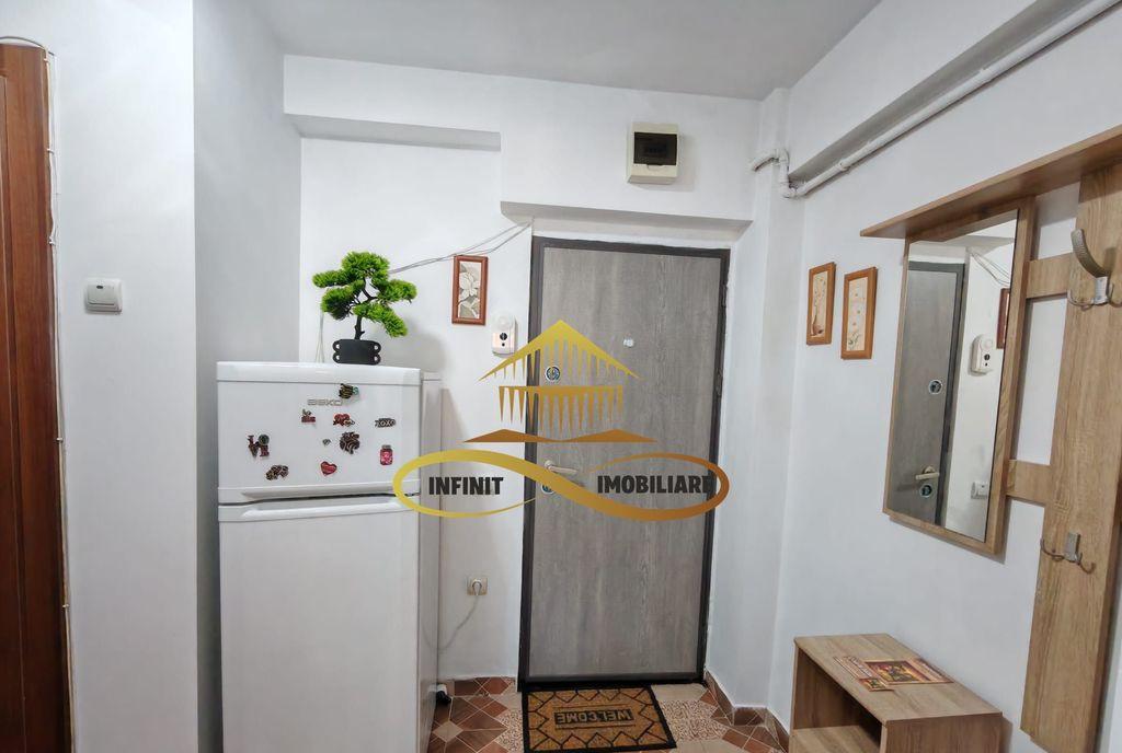 Garsoniera de inchiriat - Zona Centrala Str 9 Mai