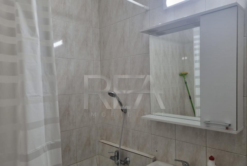 2 camere Tineretului decomandat etaj 3 an 1980 56 mp m