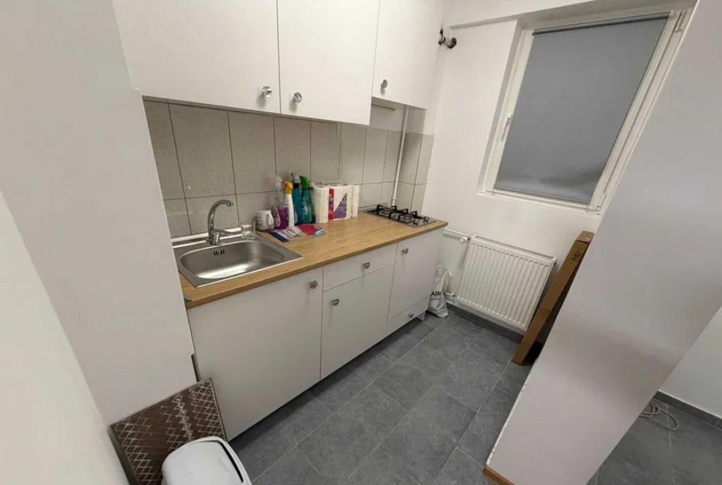 Garsoniera de vanzare 31 mp Colentina Plumbuita