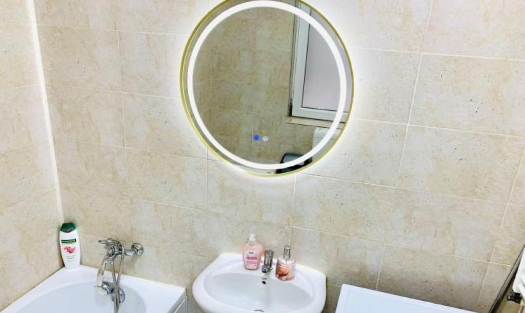 Berceni postalionului cu parcare