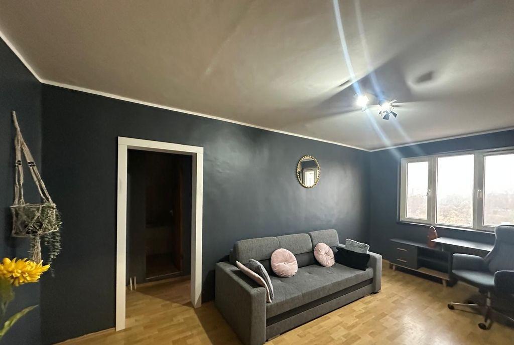 Garsoniera decomandata zona Auchan Titan