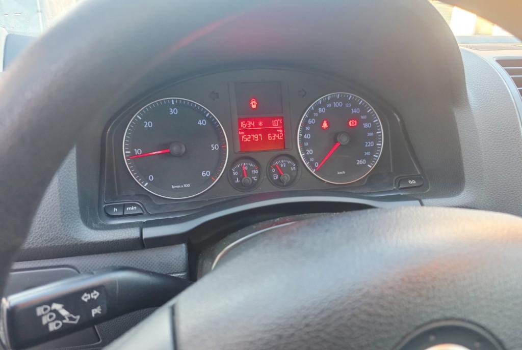 Golf 5 2008 1 9tdi 152 000km Rate/Buyback 3 750 eur