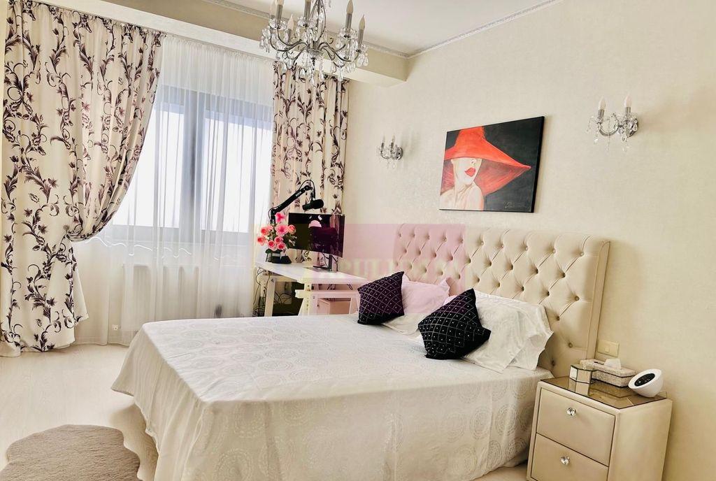 Apartament 3 camere de vanzare