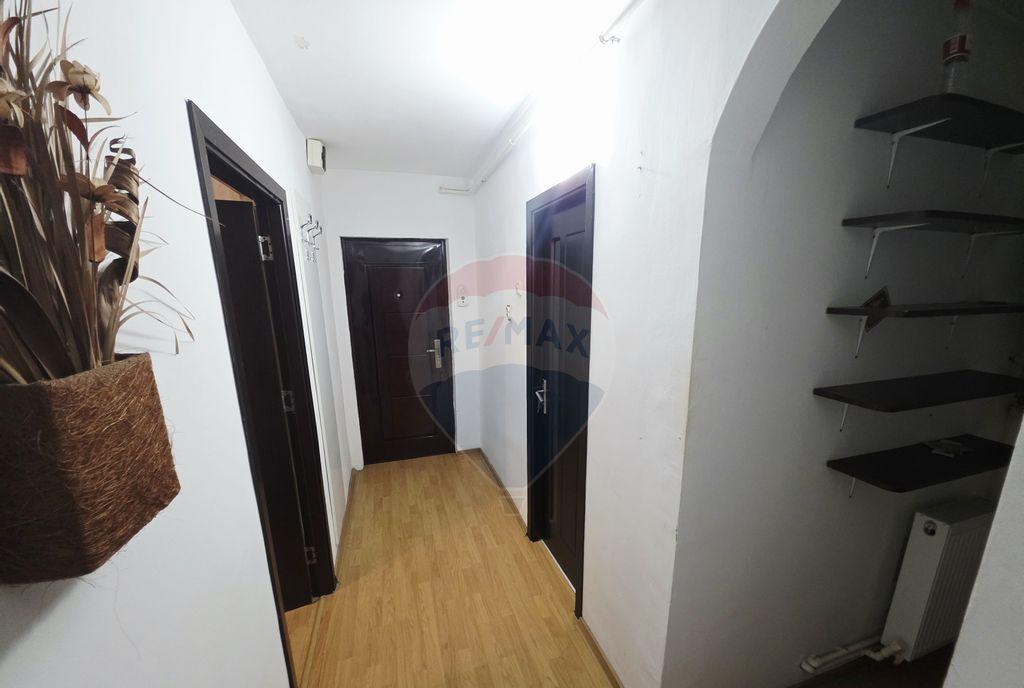 Apartament cu 1 camere de vanzare Zona Carpati Piatra