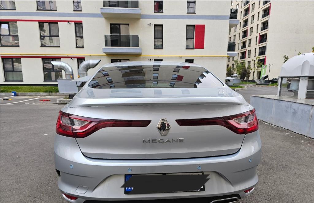 Renault Megane TCE 140 cai 2022 prim proprietar de nou in garantie 15 990 eur