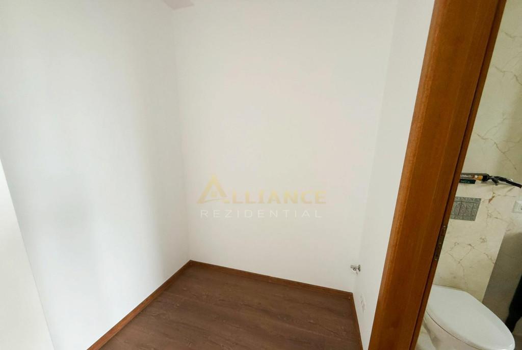 Casa parter / 3 Camere / 2 Bai / Dressing / 2 minute