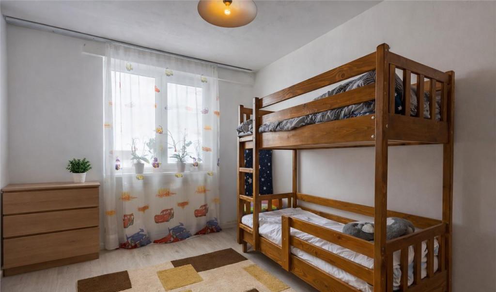 Rezidenta pe 2 camere inprospatata decomandata balcon Ta