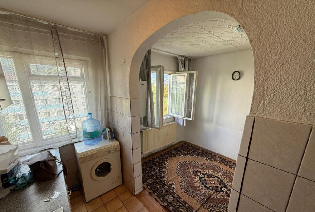 Apartament 2 camere decomandat 60 mp imobil nou zona Riv