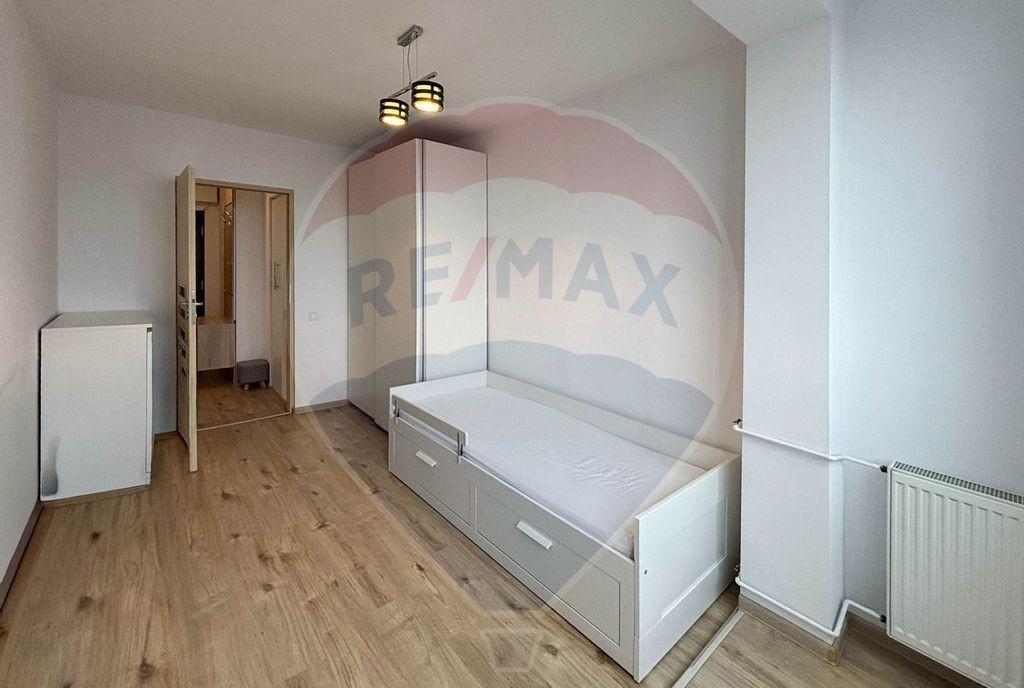 Apartament cu 3 camere de inchiriat - Bulevardul Dacia