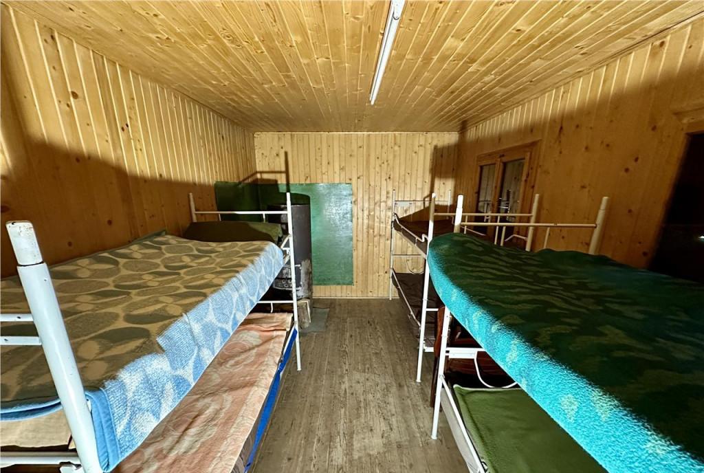 Film Casa Cabana 2 000 mp teren in miracolul naturii autent