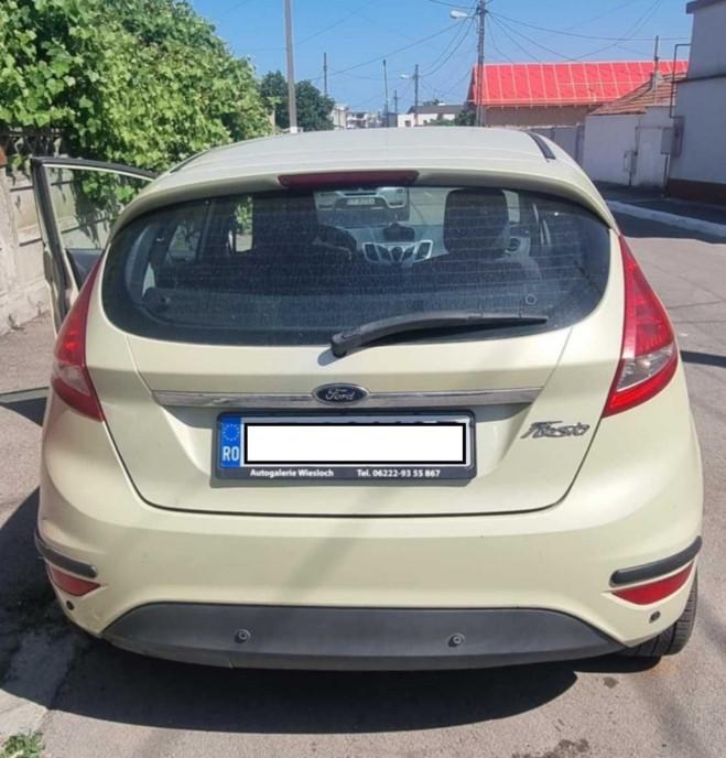 Ford Fiesta 1 4 2 850 eur