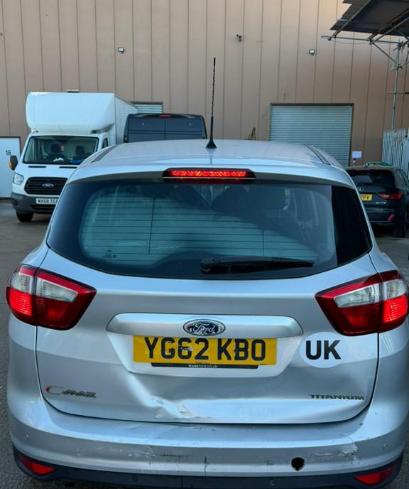 Ford C-max Titanium TDCI 8 500 lei