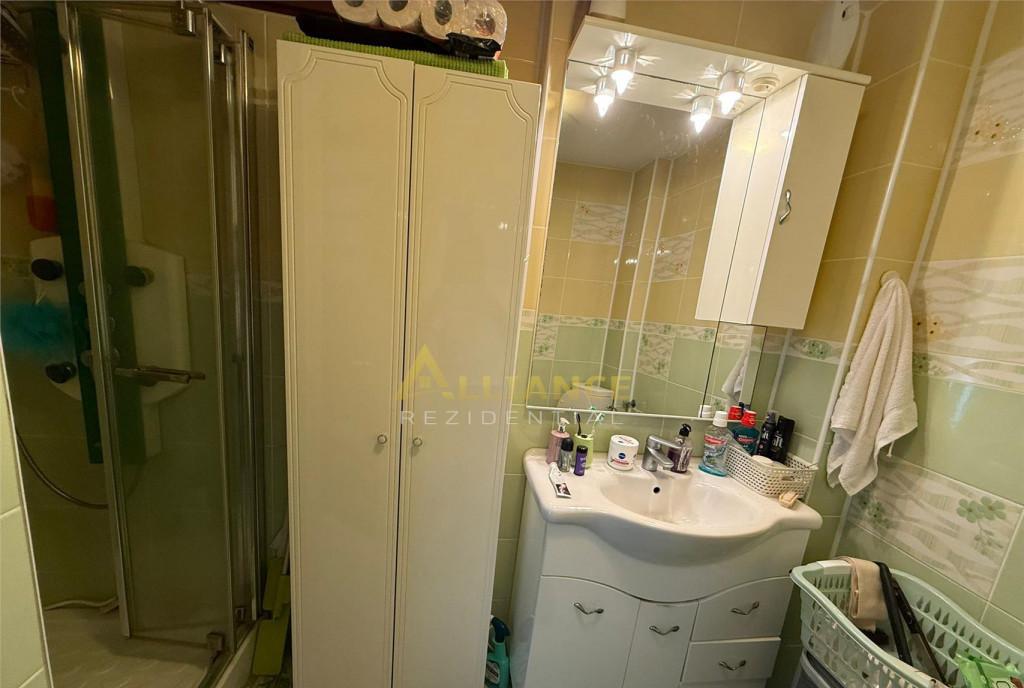 Apartament 2 camere decomandat boxa Sector 3