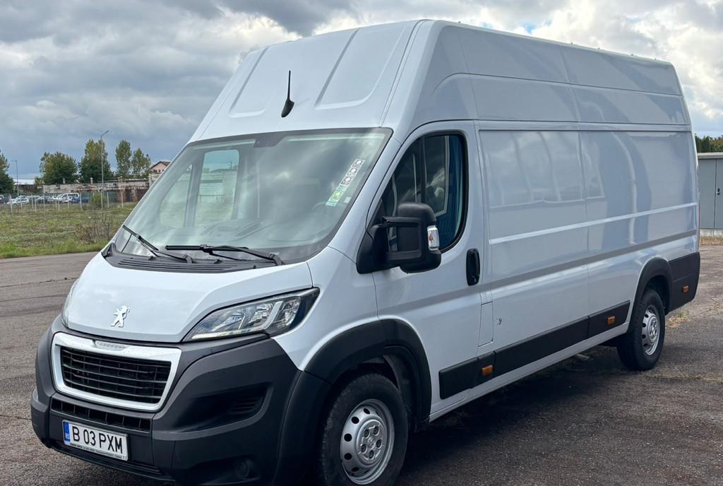 Peugeot Boxer duba 12 500 eur