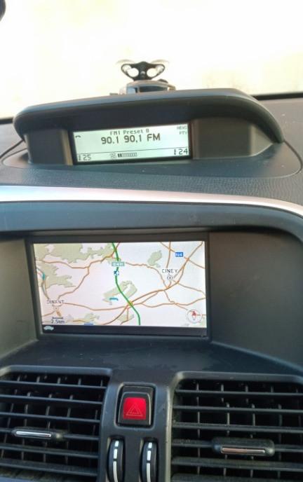 Volvo xc 60 2011 7 900 eur