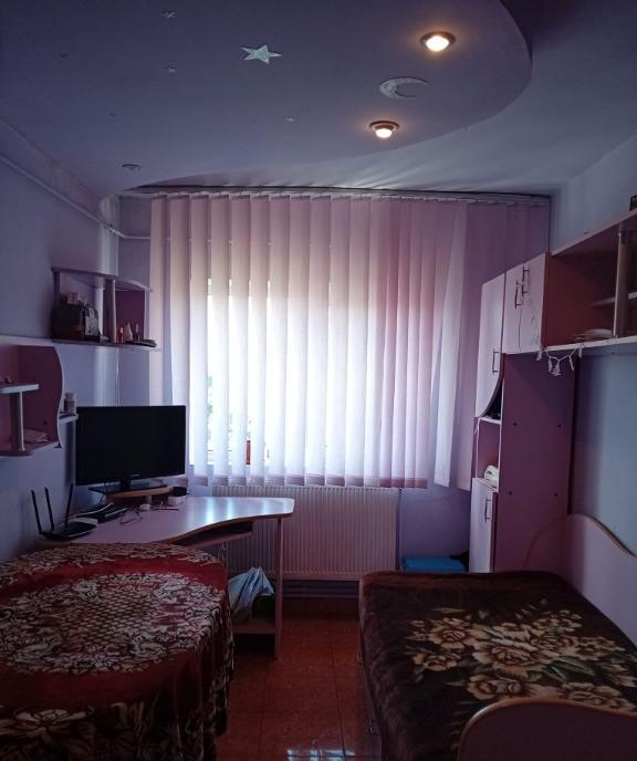 Apartament 4 camere str Marasesti