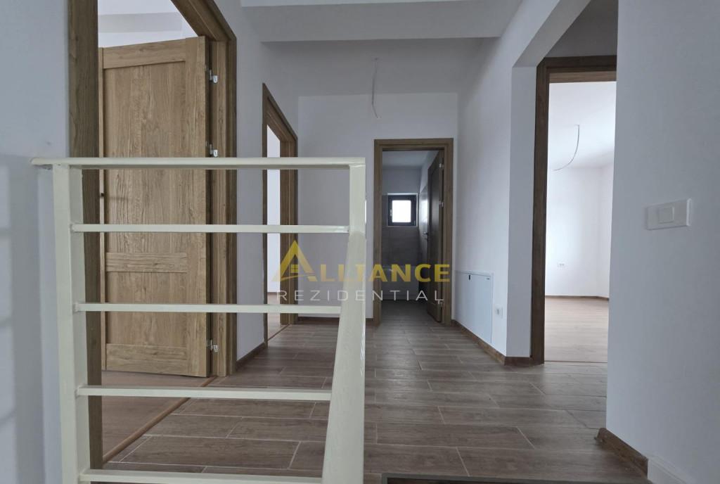 Vila / 4 Camere / 3 Bai / Teren 339 mp / Mutare