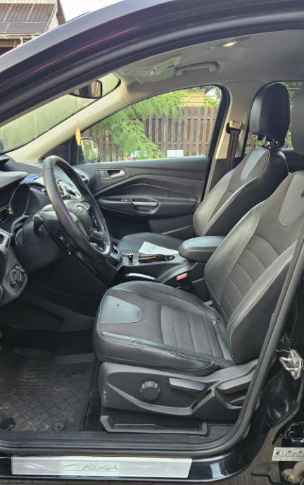 Ford Kuga FORD KUGA 2 / 2 0TDCi / Automat / 4x4 - dotari multiple 8 500 eur