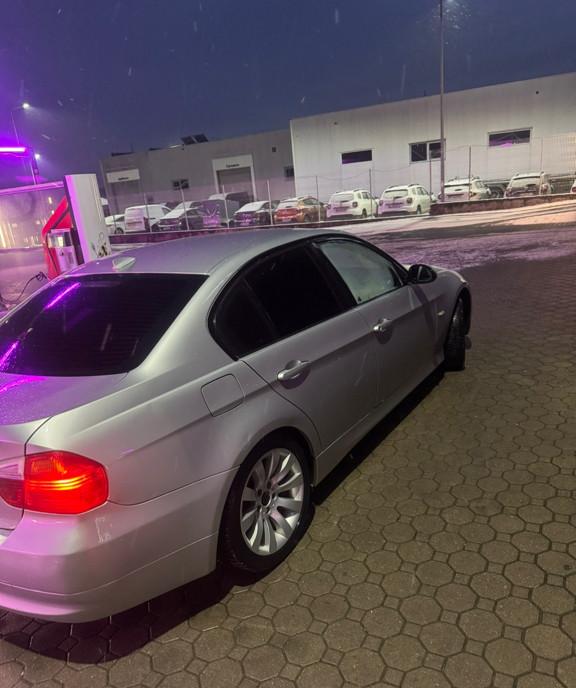 BMW e 90 2 0 318i 2 850 eur