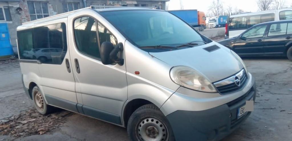 OPEL VIVARO 2008 3 500 eur