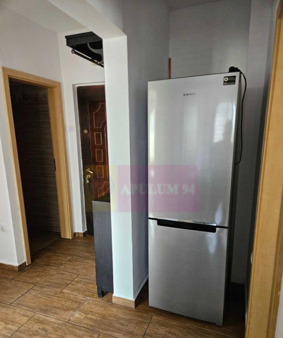 Agentia Apulum 94 ofera spre vanzare 2 camere metrou Piat