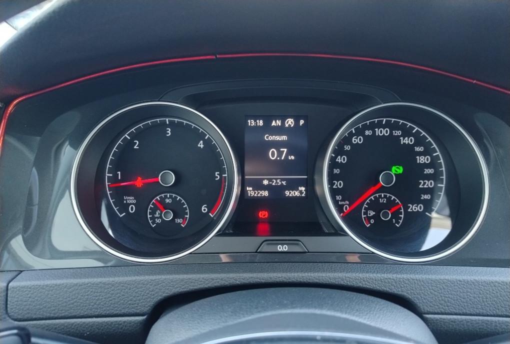 VW Golf 7 5 variant 12 300 eur