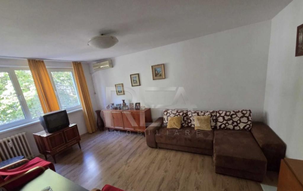 2 camere decomandat et 2/4 Drumul Taberei