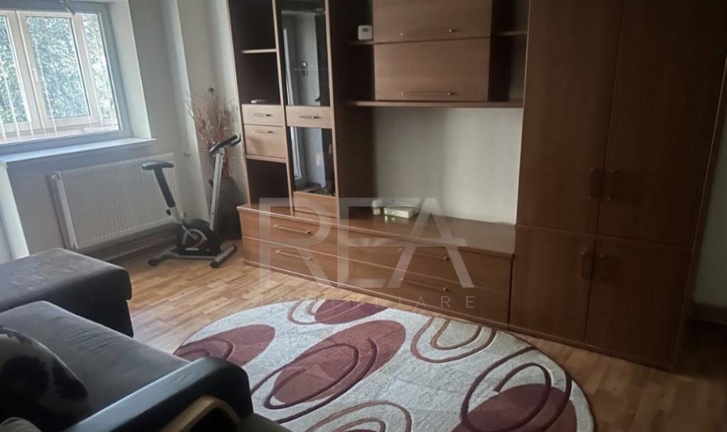 2 camere decomandat et 2/4 Drumul Taberei