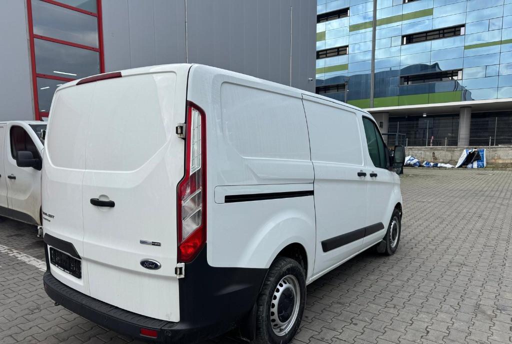 2020 Ford Transit Custom Plug-in hibrid automata 2020 L1H1 19 800 eur