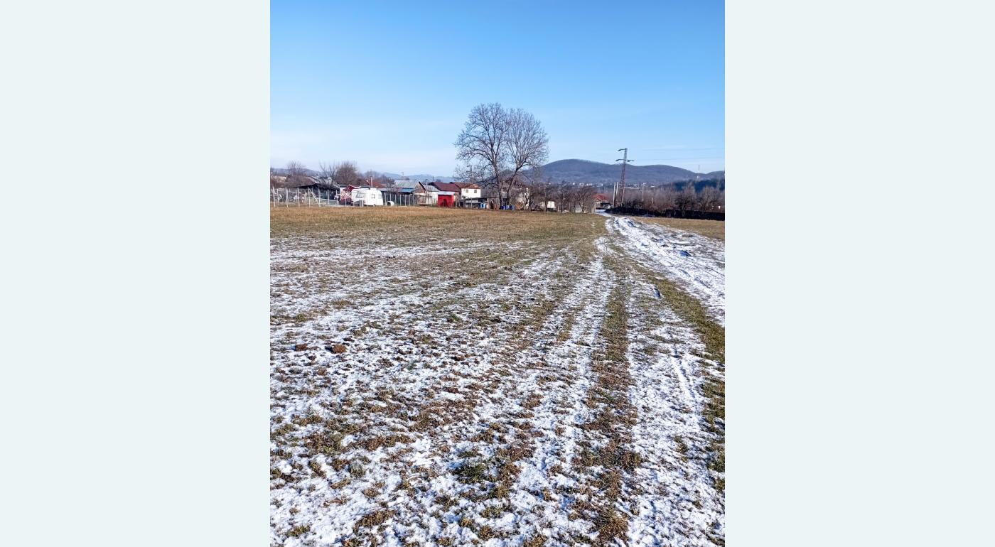 Vand parcela teren casa