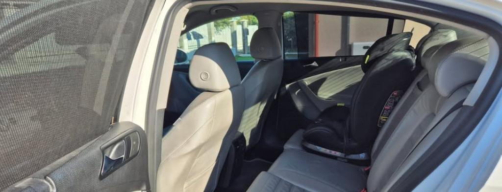 Volkswagen Passat B6 2 0 TDI 140 CP automata 3 550 eur