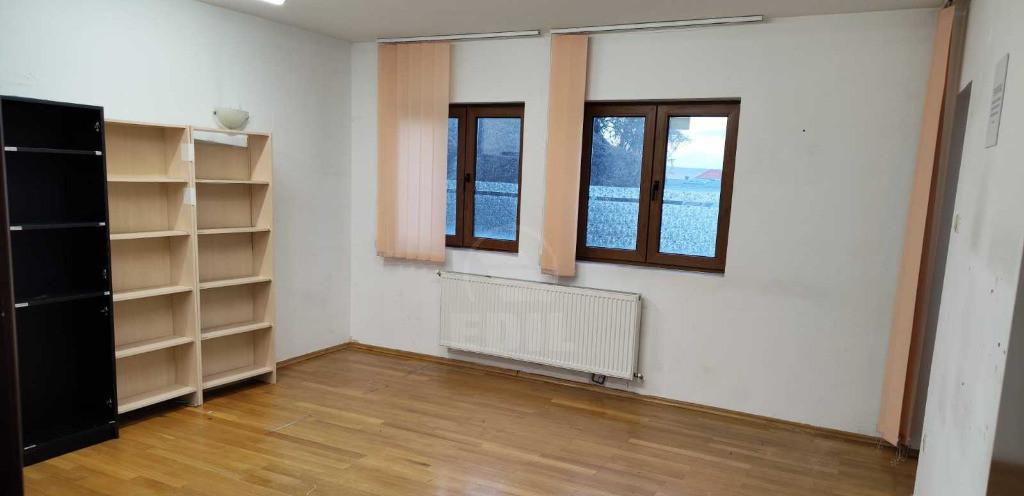 Apartament 1 camera zona Izlazului