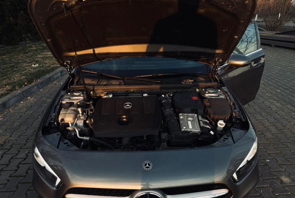 Mercedes benz a180d 21 700 eur