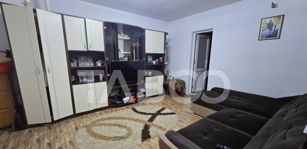 Apartament 3 camere 83 mpu balcon gradina 2 locuri parcare S