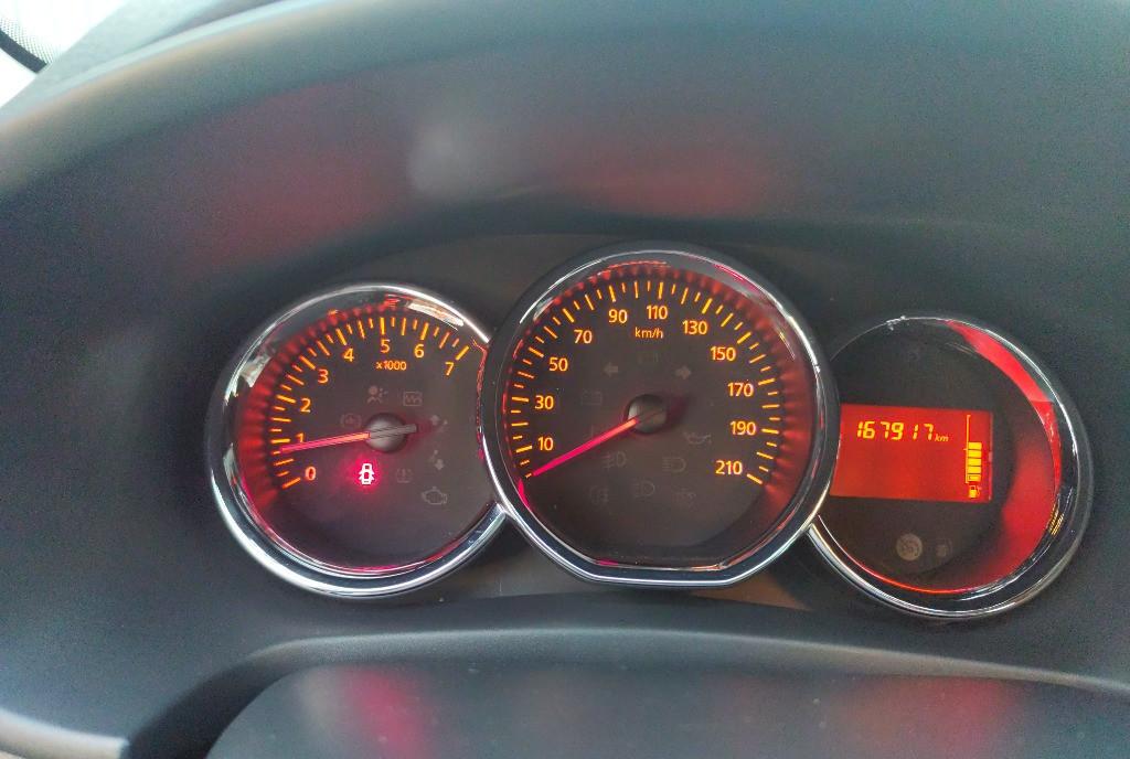 Dacia sandero stepway 2015 -Motorizare 0 9 benzina 4 500 eur