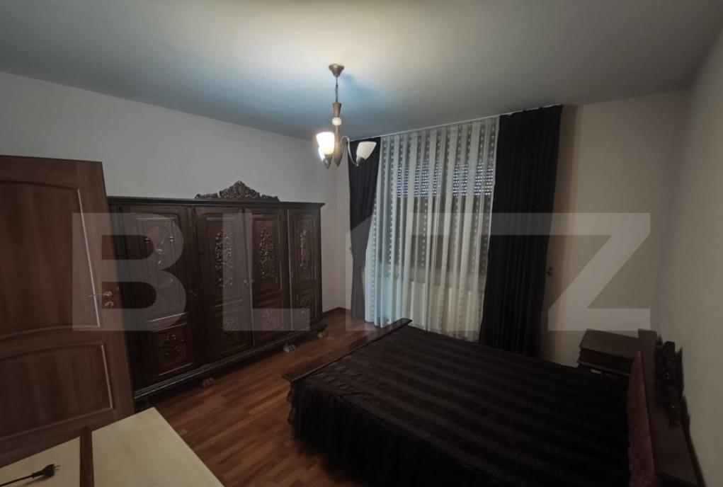 Casa de vanzare P E si teren de 480 mp in cartierul Iosia z