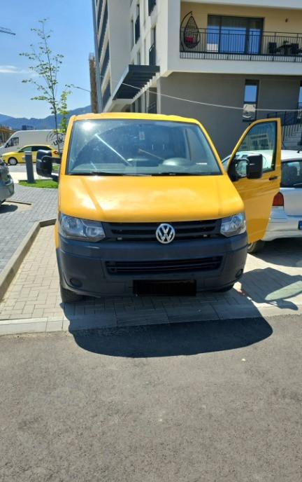 Volkswagen Transporter T5 Doka 10 500 eur