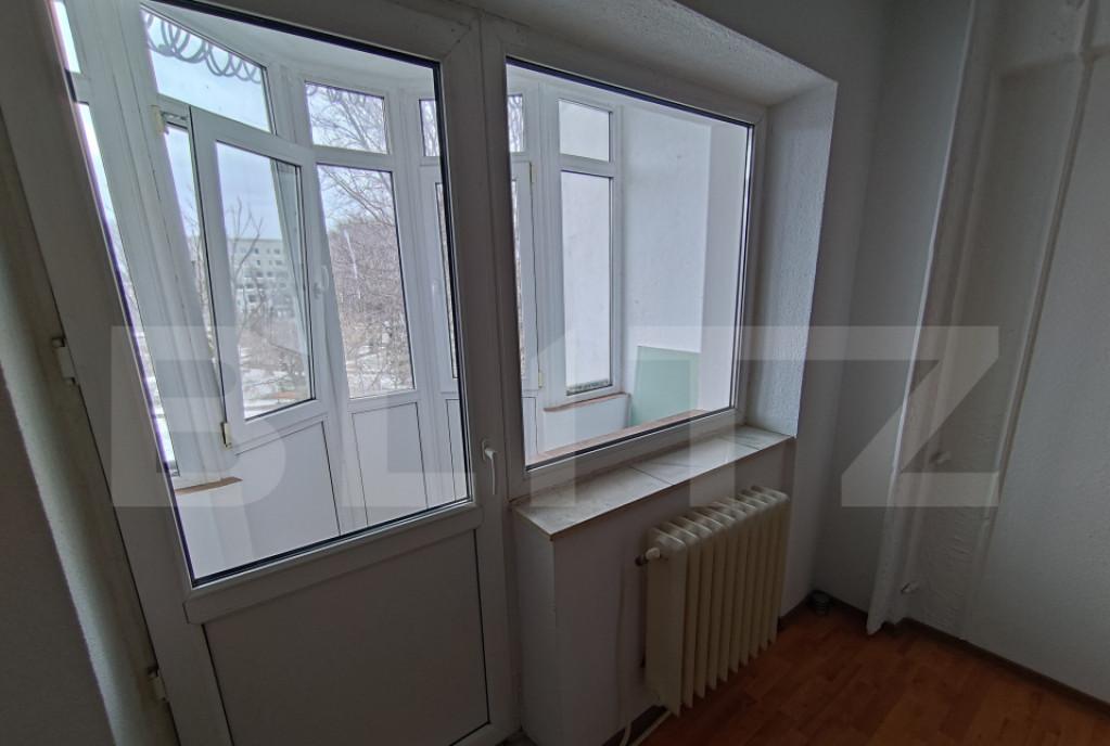 Apartament modern 2 camere etaj intermediar zona Burdujen