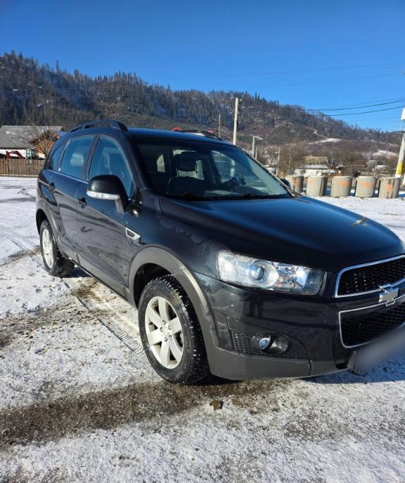 Chevrolet Captiva 2 2 AWD 8 600 eur