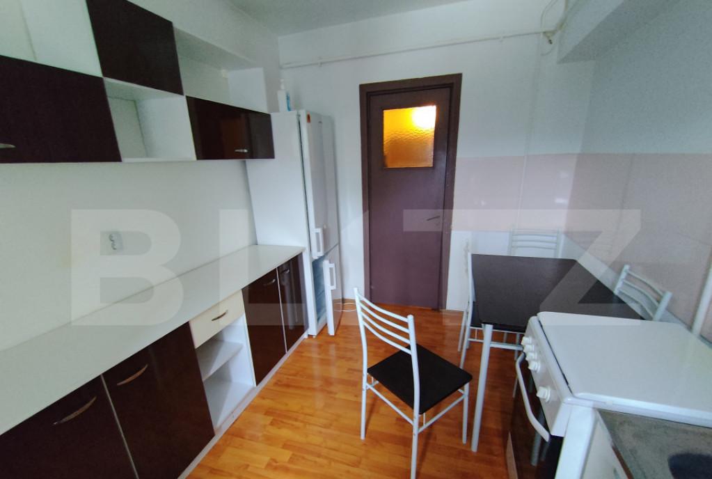 Apartament 3 camere 70 mp Iasi Targu Cucu