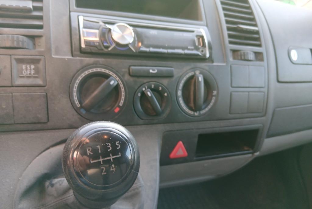 Vw Transporter 5 1 9 tdi an 2010 7 000 eur