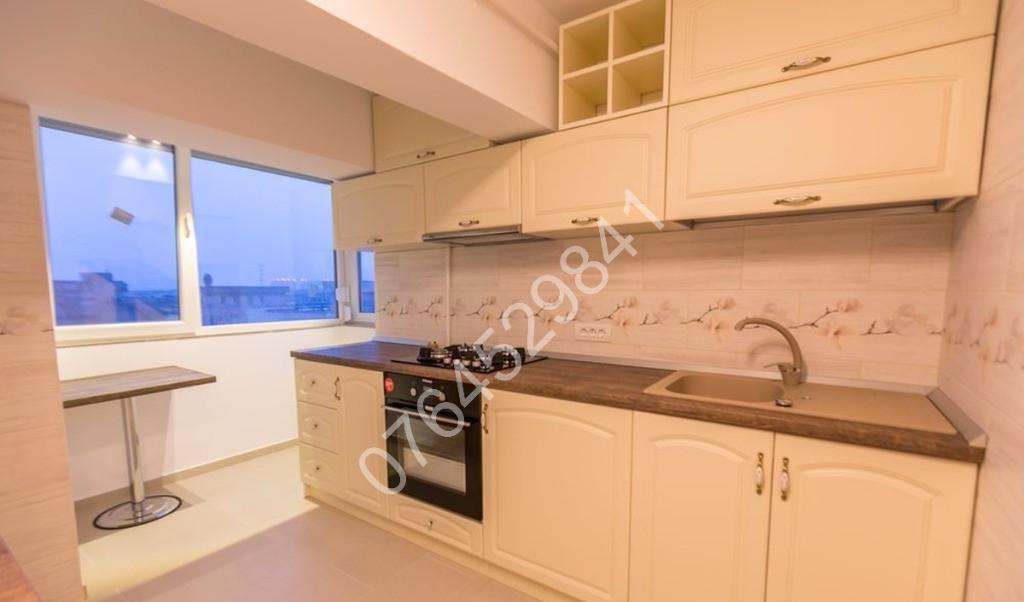 Apart Central 2 cam Bd Unirii zona Alba Iulia Decebal bloc 2000