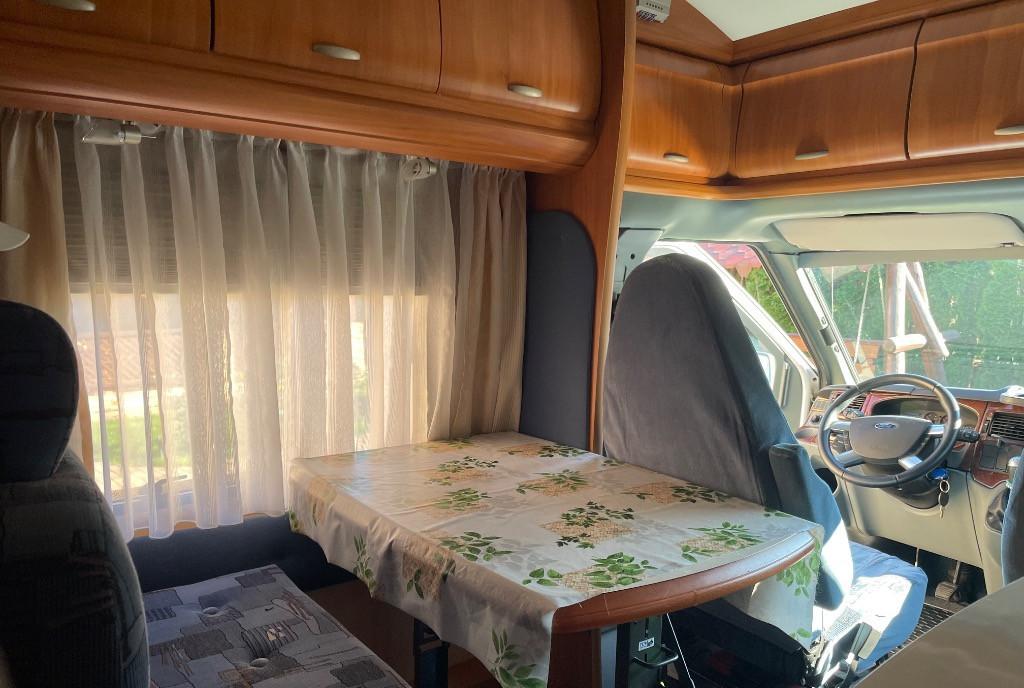 Autorulota Hobby pe sasiu de Ford transit 28 900 eur