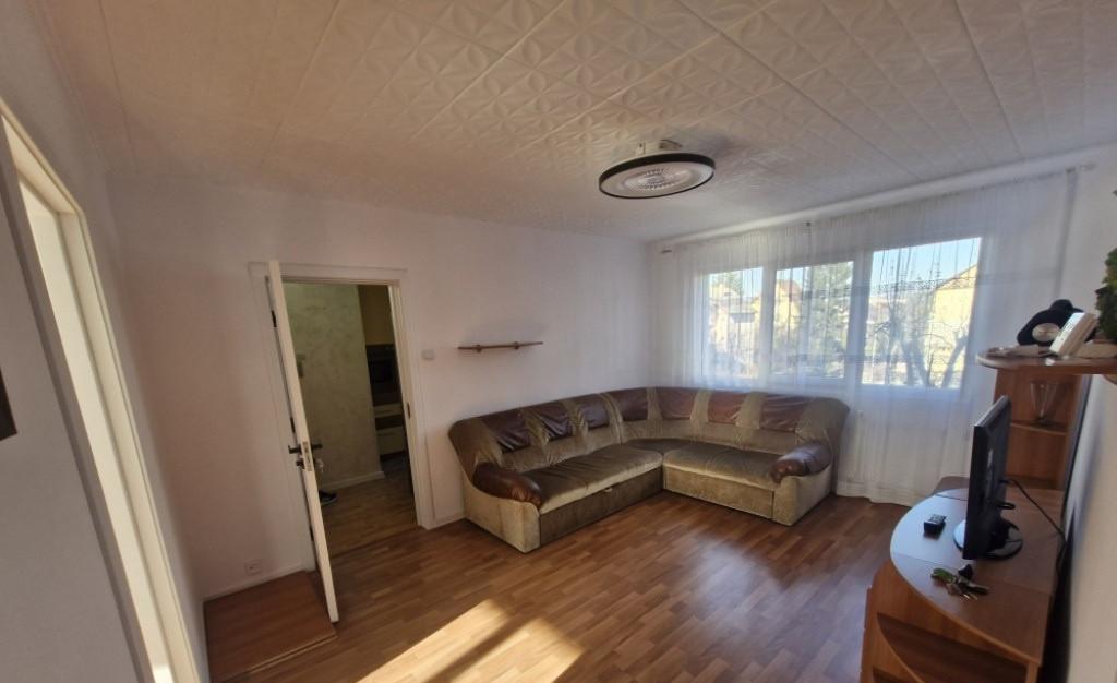 Apartament 3 camere Astra