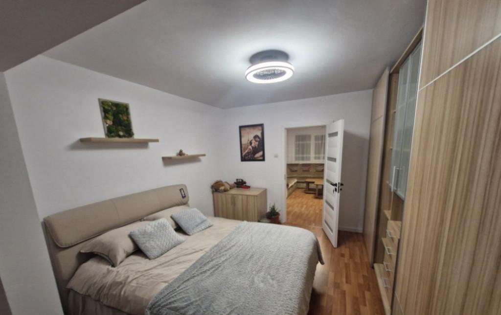Apartament 3 camere Astra