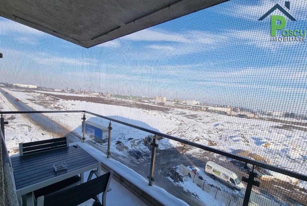 Vanzare apartament 3 camere Theodor Pallady drumul Gura Solcii 71 mp