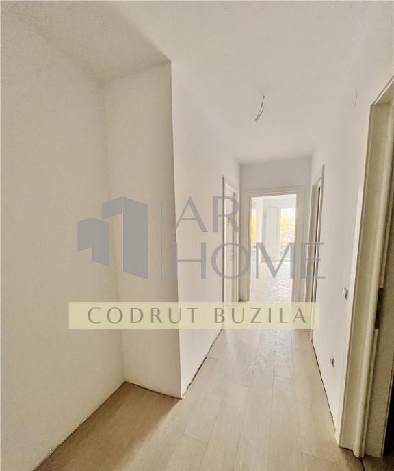 Apartament 2 camere bloc nou parcare privata zona central